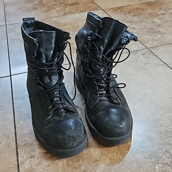 Wellco | Shoes | Wellco Safety Flight Deck Military Boots | Poshmark